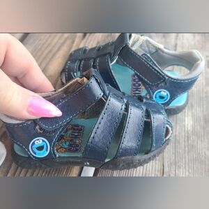 SESAME STREET SZ 4W VGUC NAVY COOKIE 🍪 MONSTER SANDALS shoes Buckle